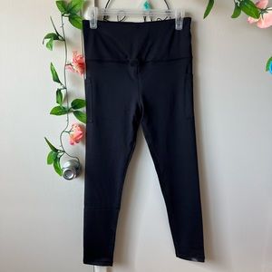 Leggings with secret zipper